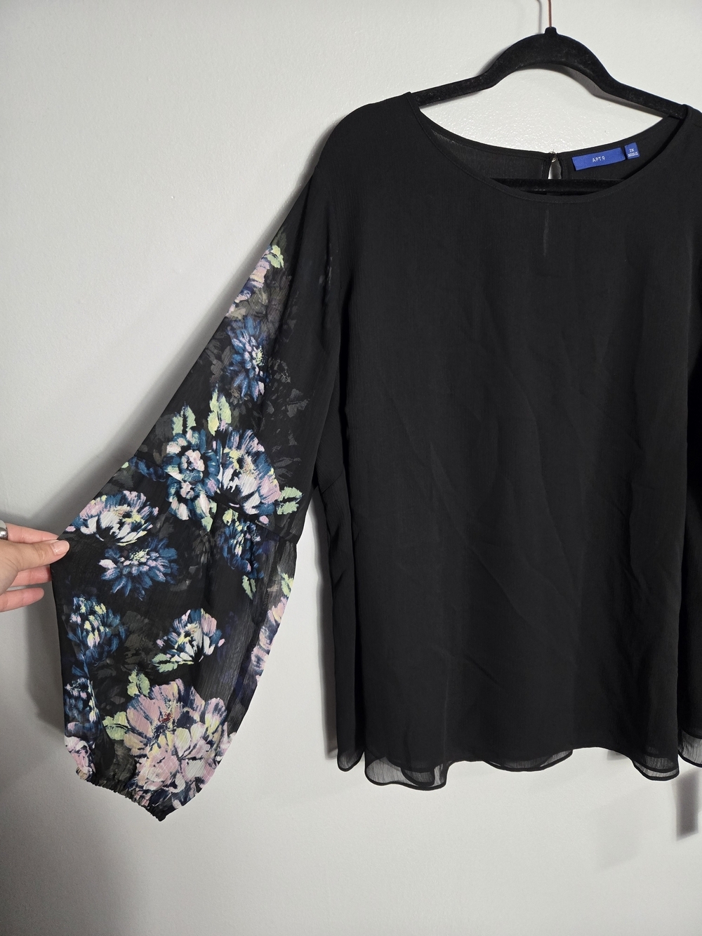 Apt 9 Black Chiffon Blouse Plus Size 2X Sheer Floral Statement Balloon Sleeve - Picture 3 of 7